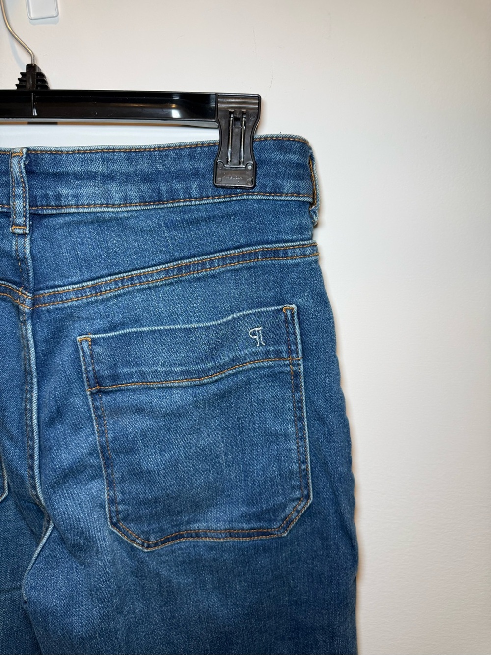 Anthropologie Pilcro Rylan Relaxed High Rise Flare Jeans - Picture 7 of 9